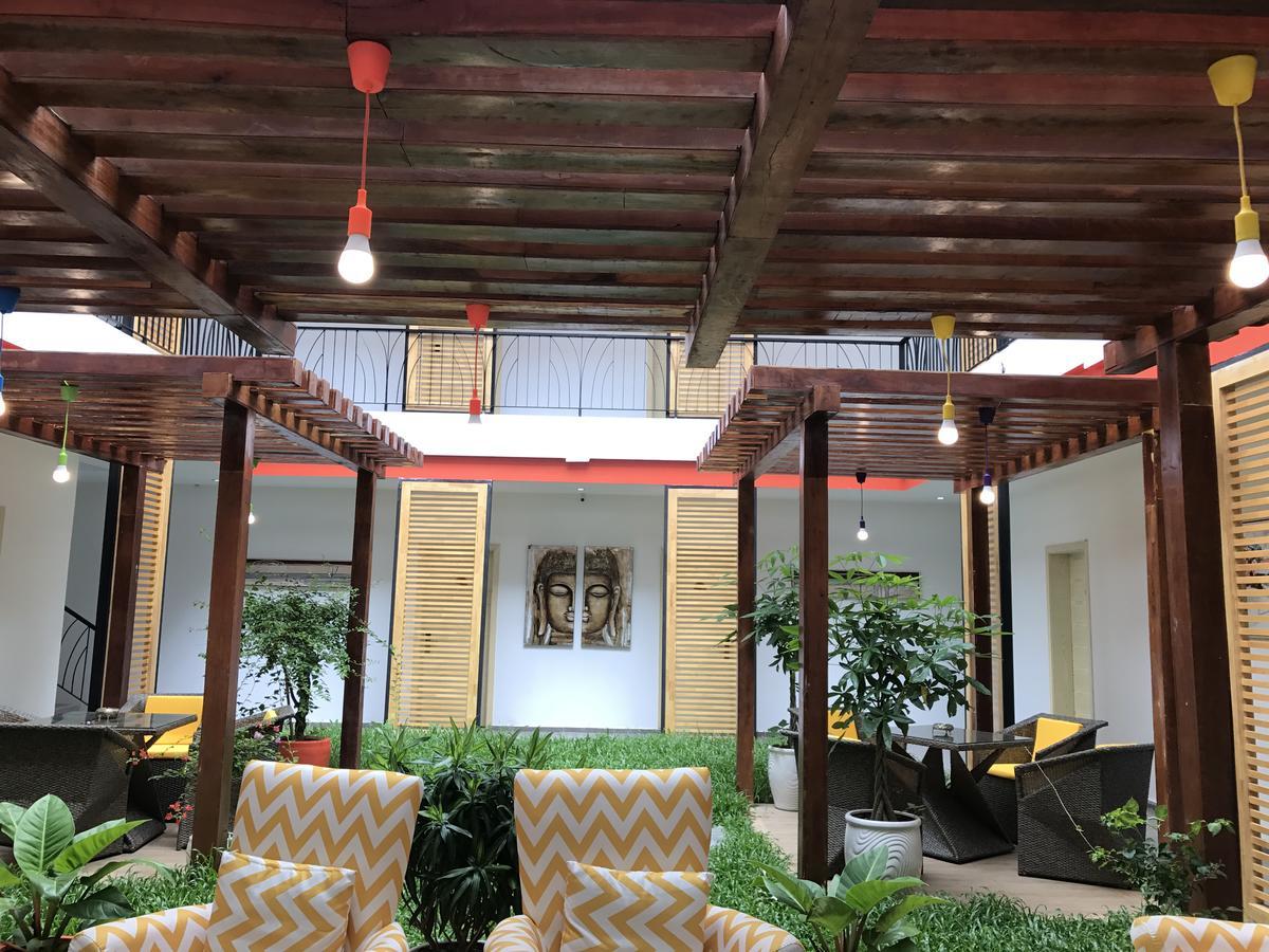 本尼的城市酒店 西哈努克 外观 照片